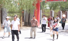 相约新华 共赴未来-青海家长和学生组团考察兰州新华