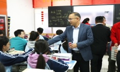 【全国职教周】兰州新华温情助力高三学子冲刺高考