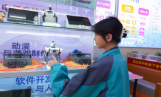 16 岁少女的破茧之路：从初三压力到互联网 + 形象设计的追梦之旅
