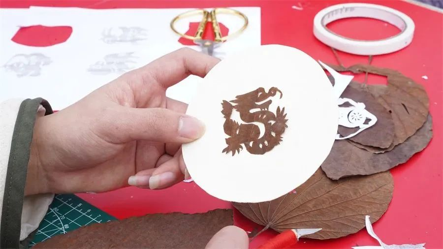 新华电脑教育春季开学热 | 非遗进校园，国潮范十足！