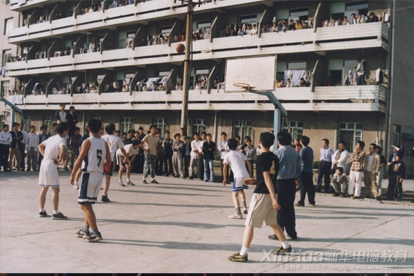 与时代同跨越 | 新华电脑教育35年品质办学,培养一代代IT高技能人才