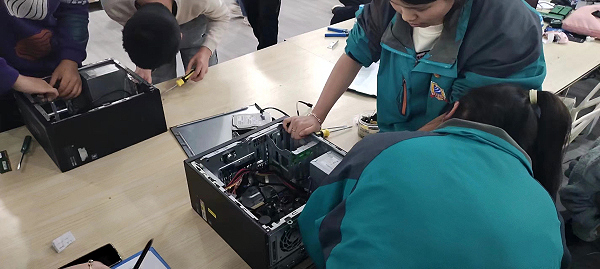 技炫青春 筑梦未来 计算机检修与数据分析技能大赛