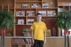 赵海辰：转学来新华学习电竞，与梦想相拥！